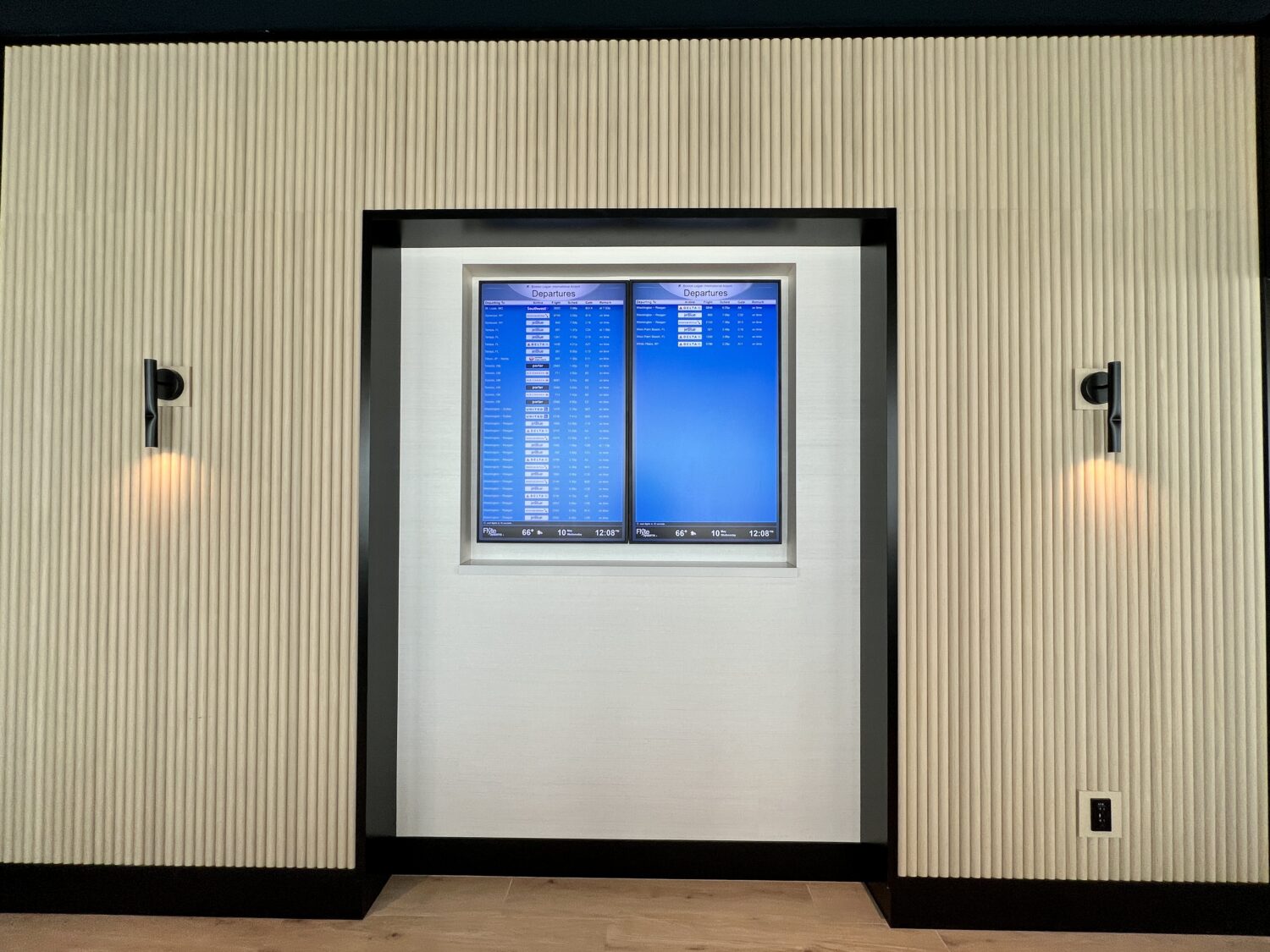 chase sapphire lounge boston departure board