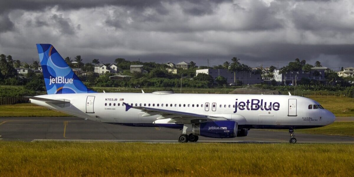 JetBlue airplane