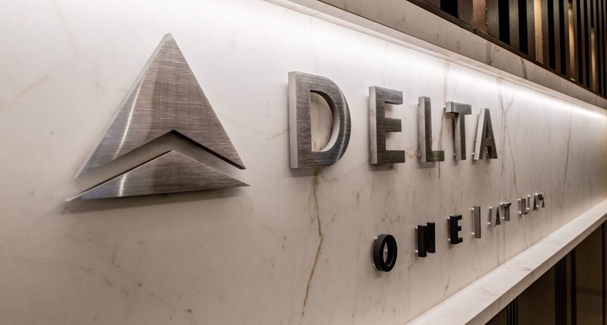 lax delta one check in sign