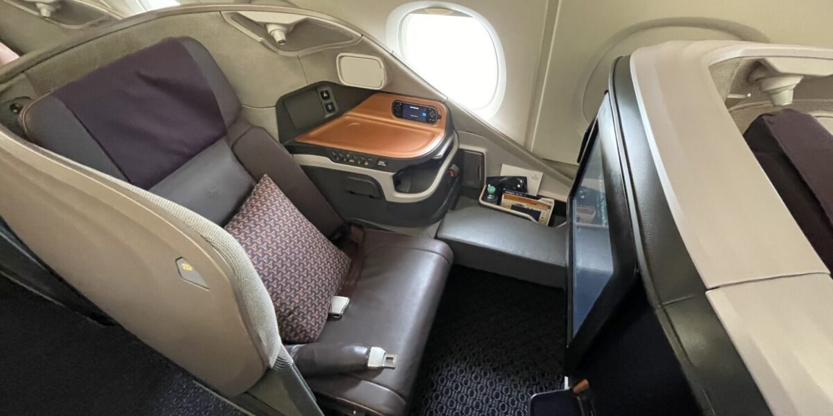 Singapore Airlines Business Class Seat