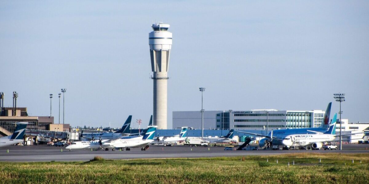 Calgary, AB airport