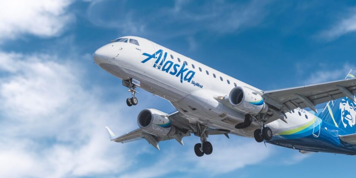 Alaska Airlines plane
