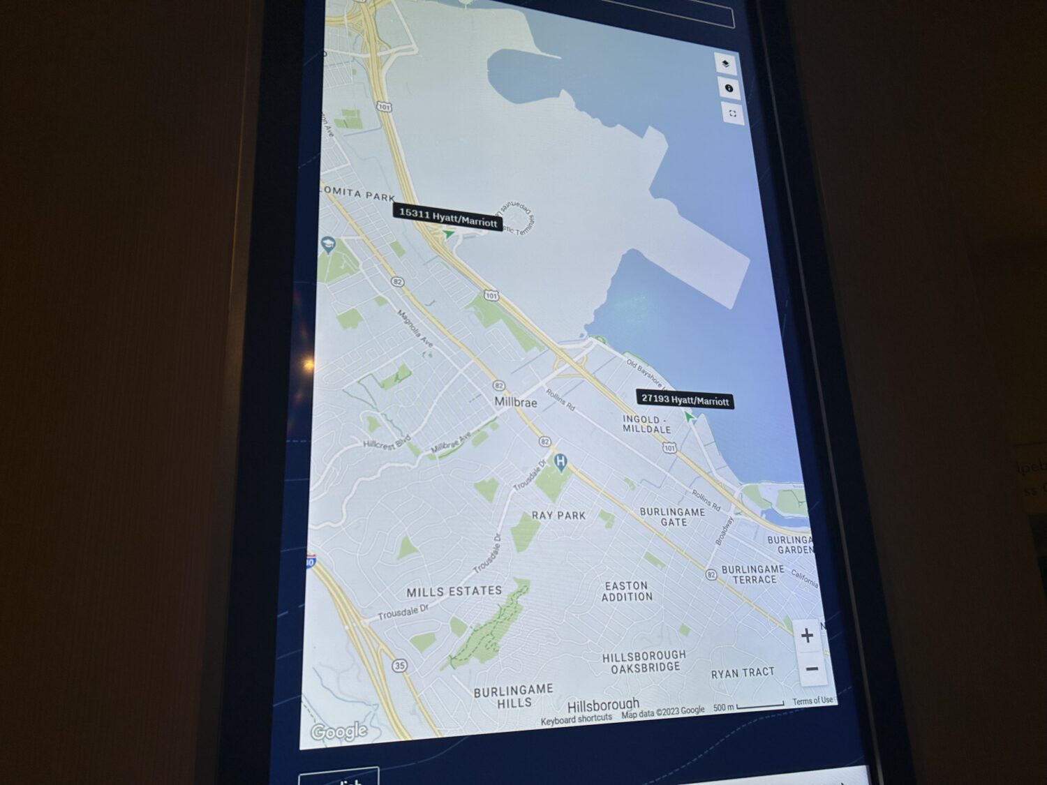 Bus tracker Hyatt rEgency SFO
