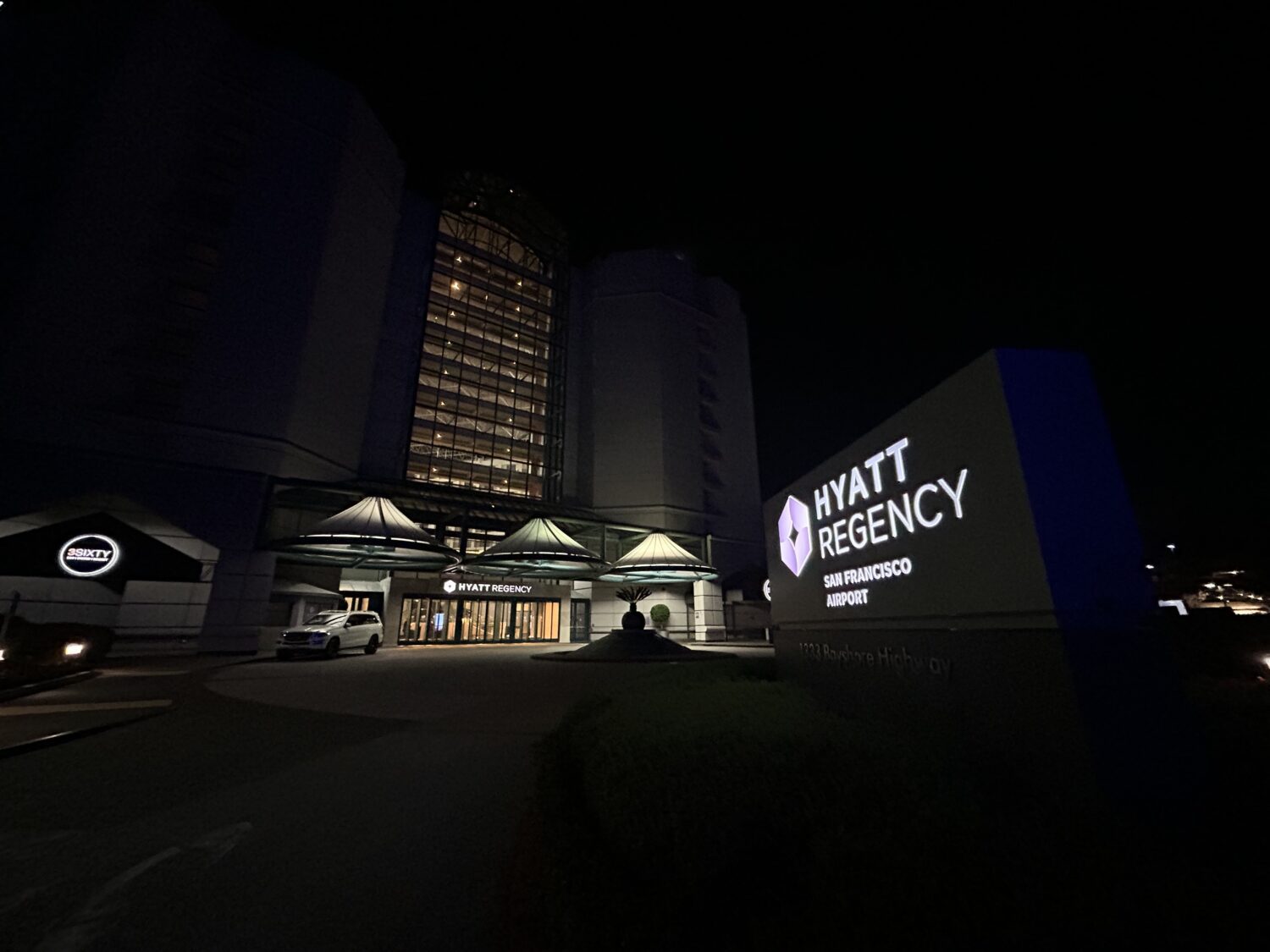 Hyatt Regency SFO exterior
