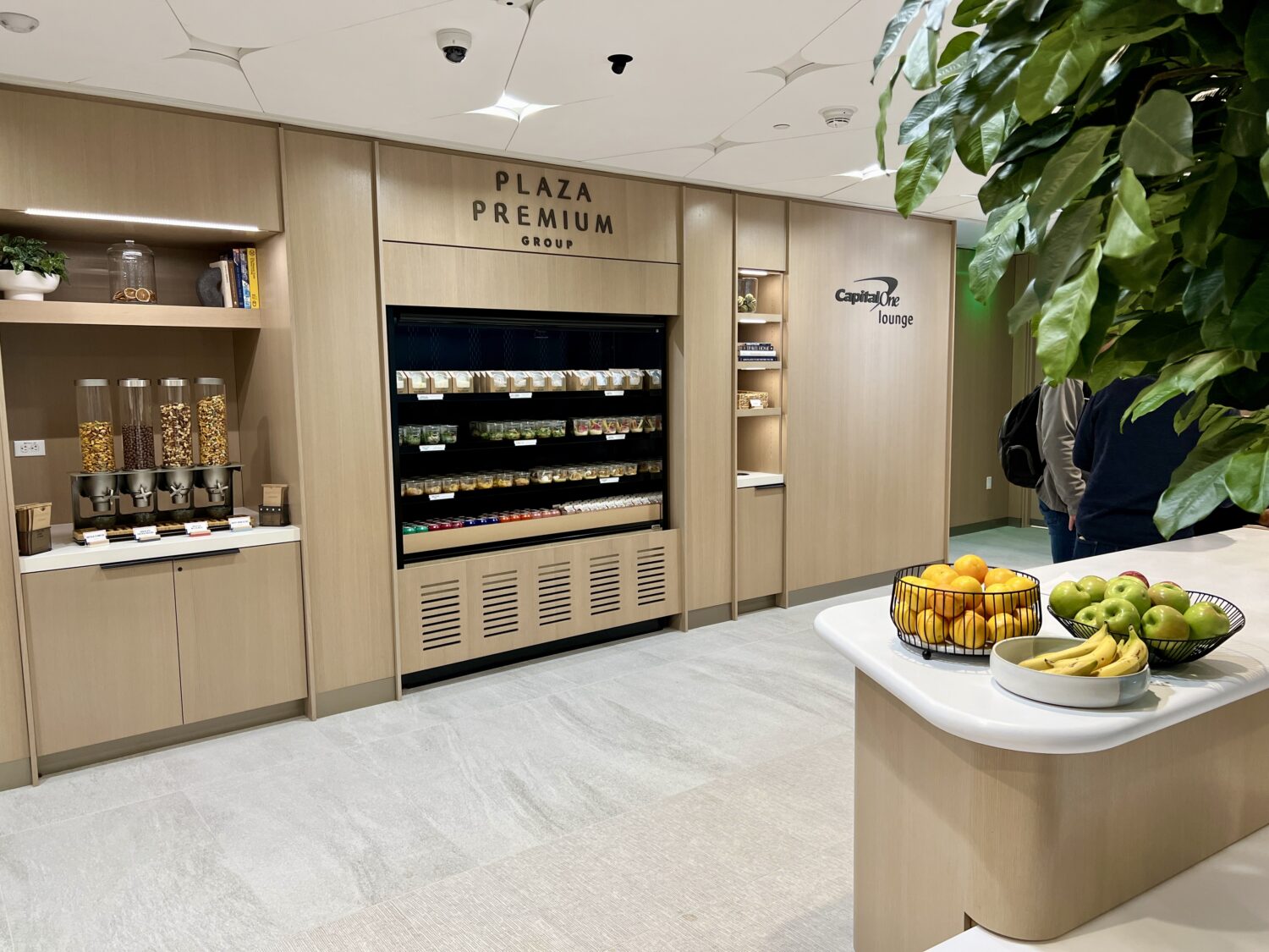 capital one lounge denver grab and go