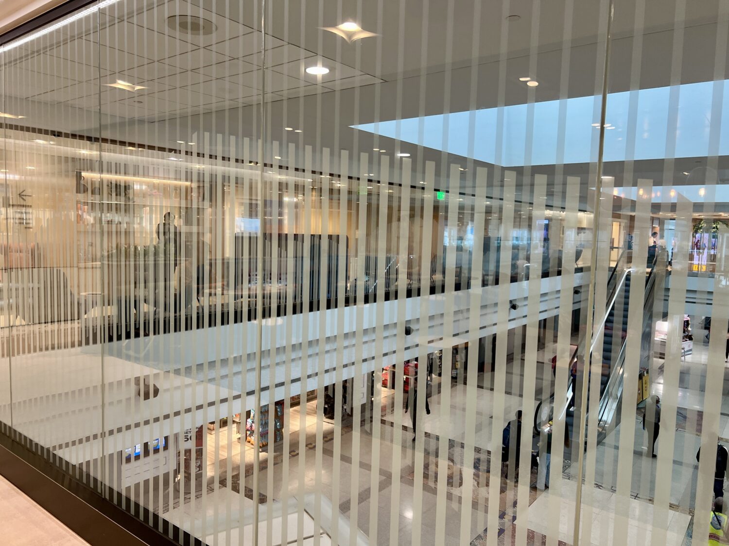 capital one lounge denver windows