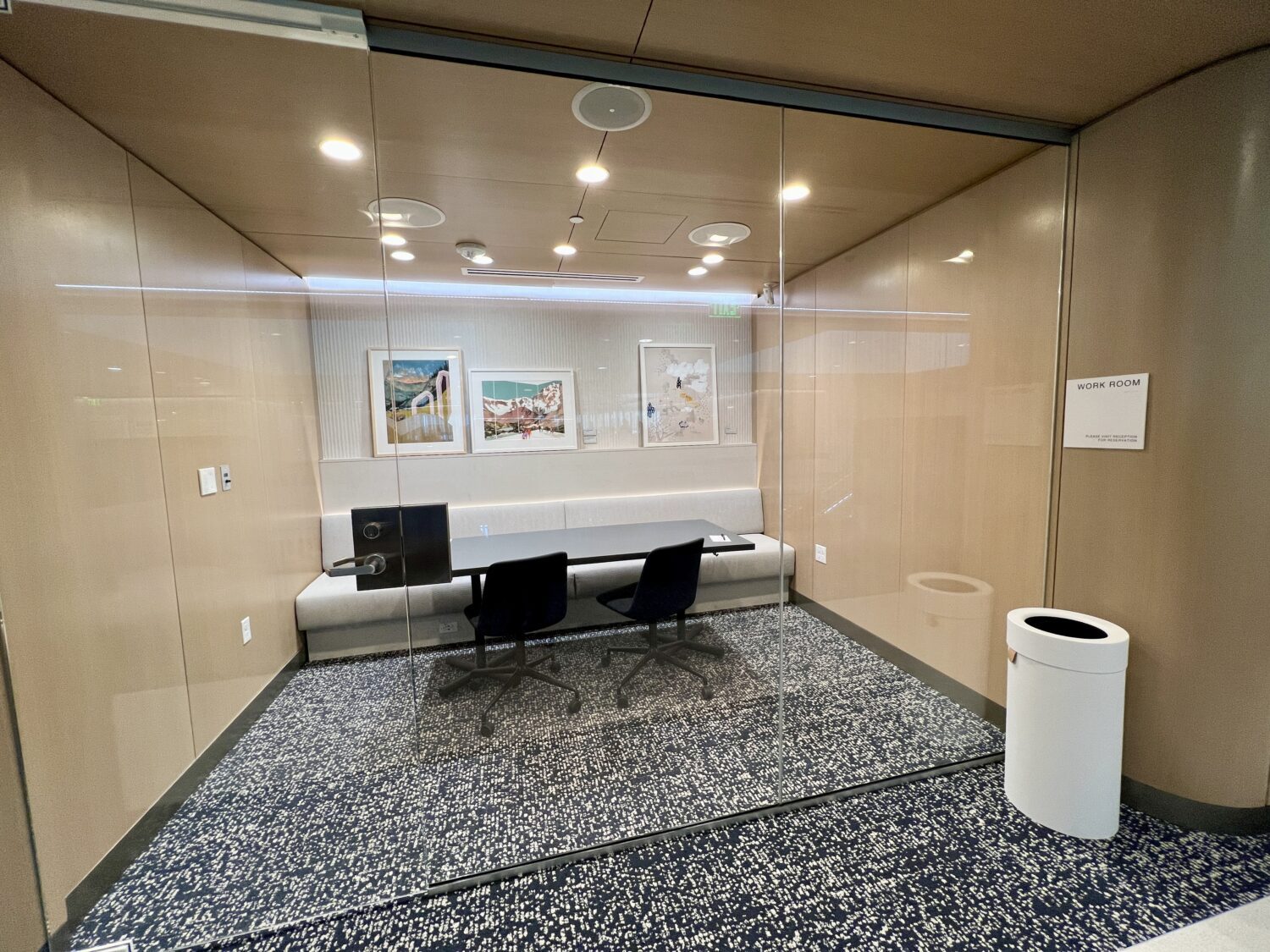 capital one denver lounge work space