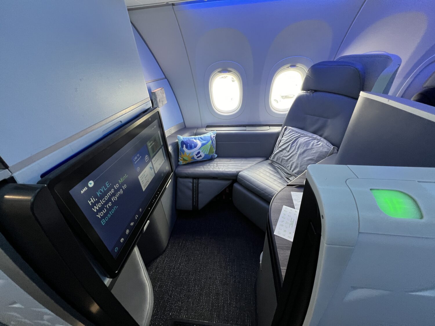 jetblue mint studio
