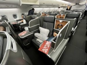 qantas biz class middle section