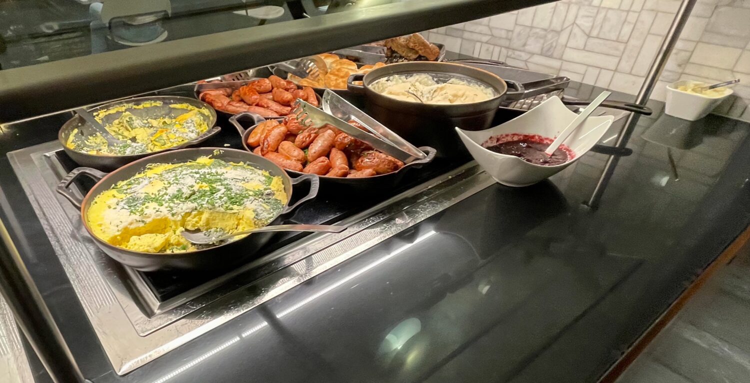 Amex Lounger SEA Breakfast Buffet Spread 3