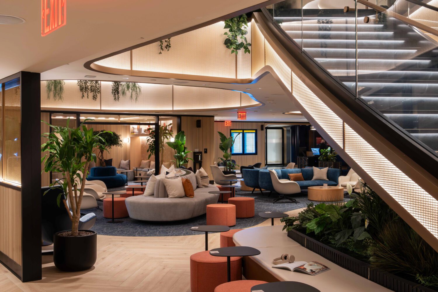 chase sapphire lounge laguardia