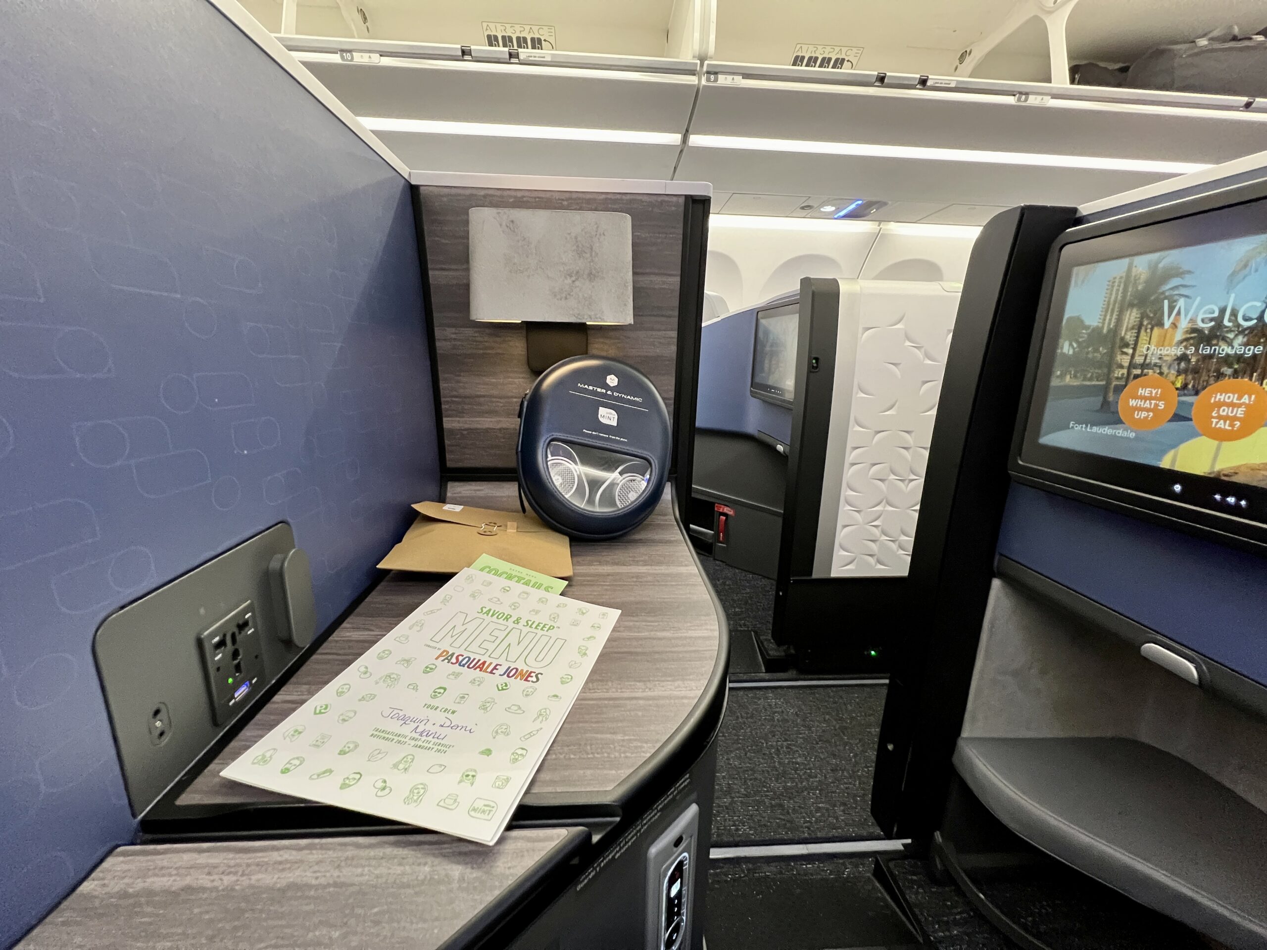 jetblue mint suites console table
