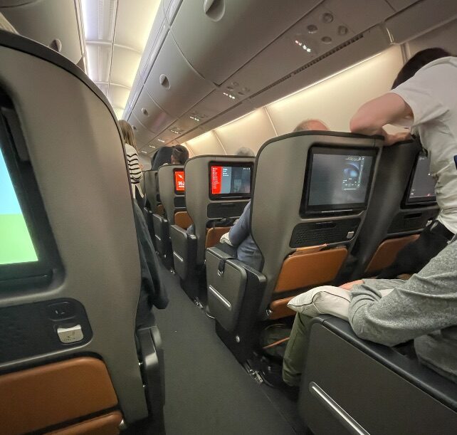 Qantas Premium Economy Seats 3