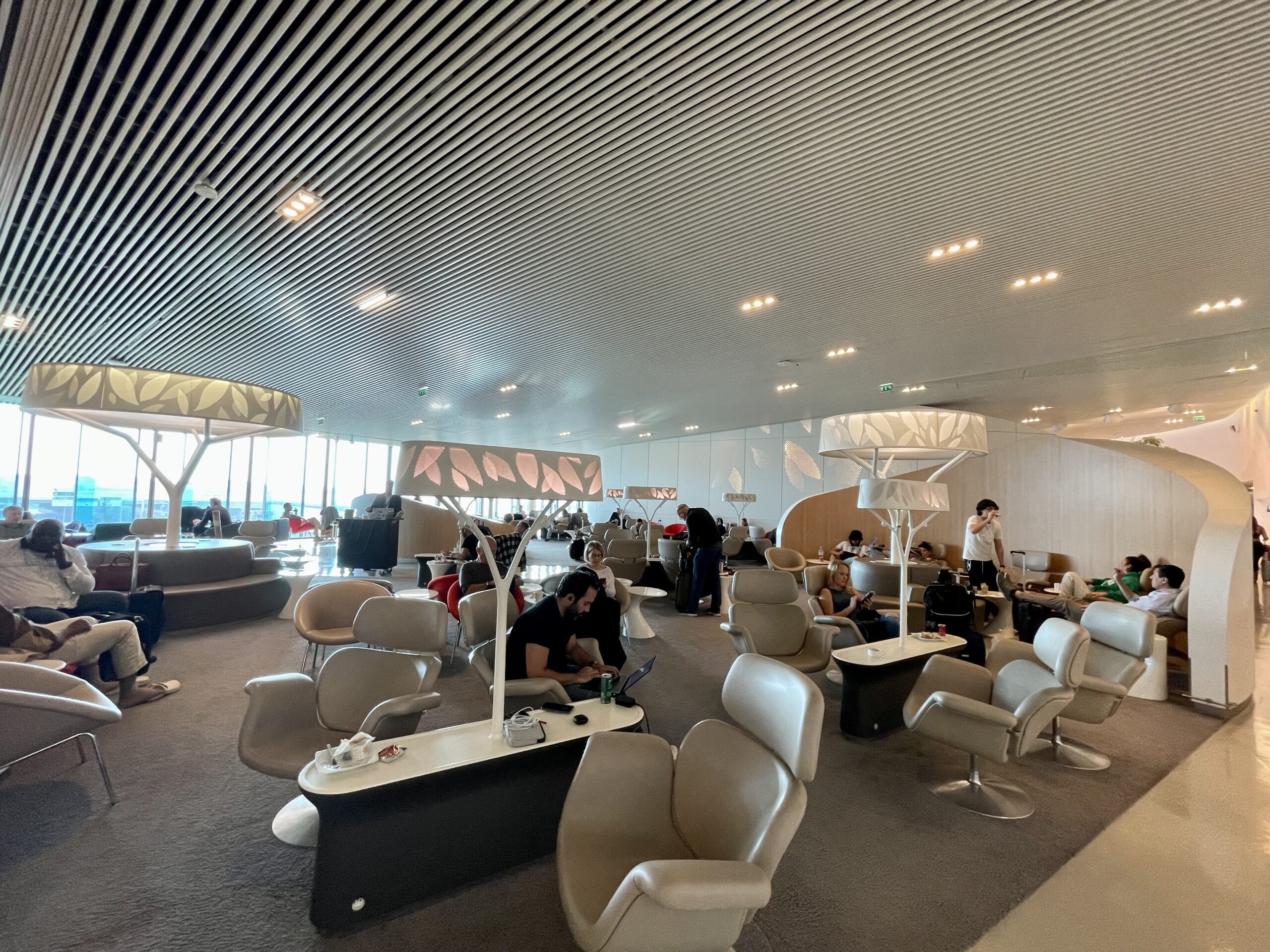 Checking In & Lounge Access