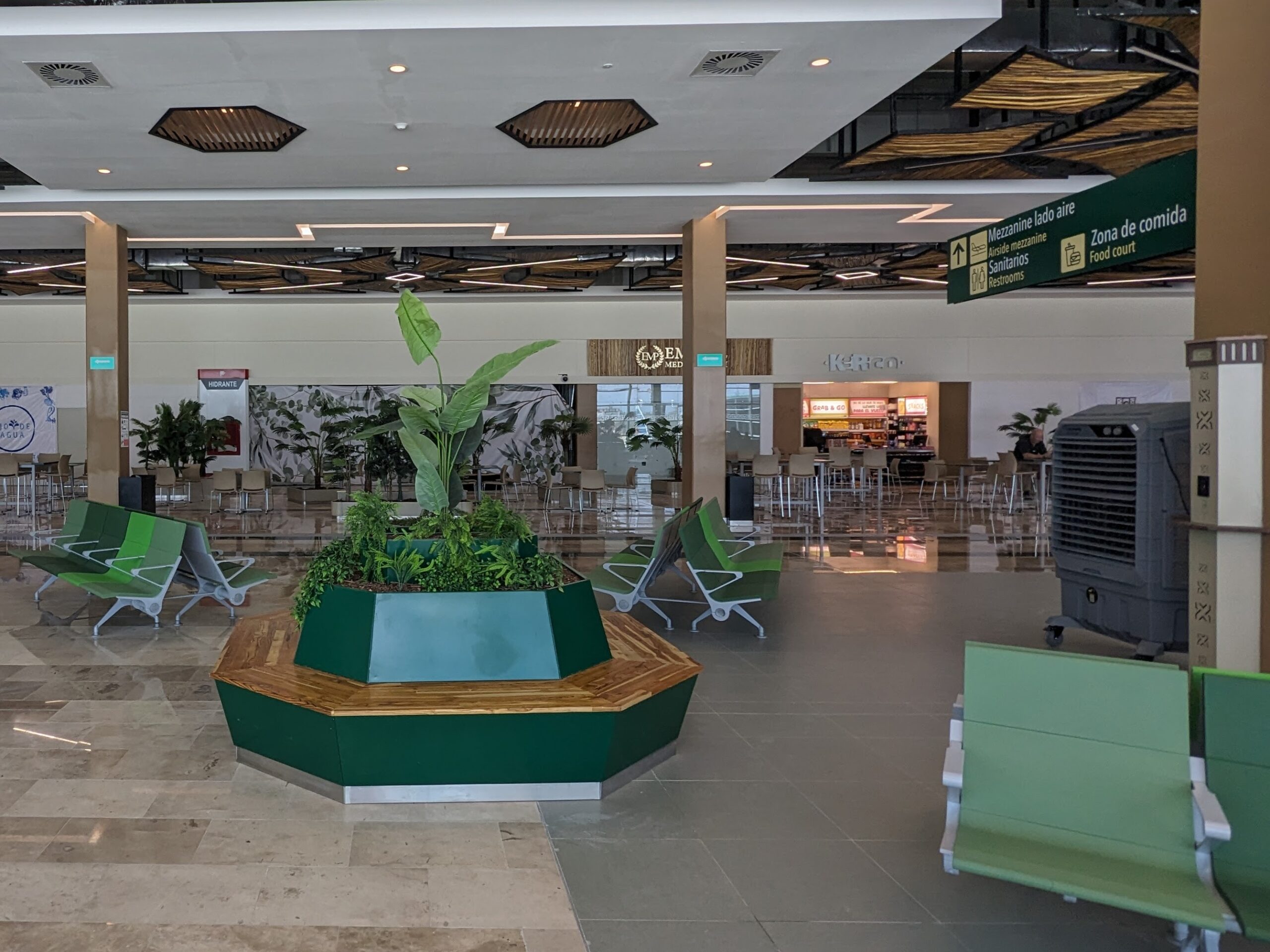 Tulum Airport food court