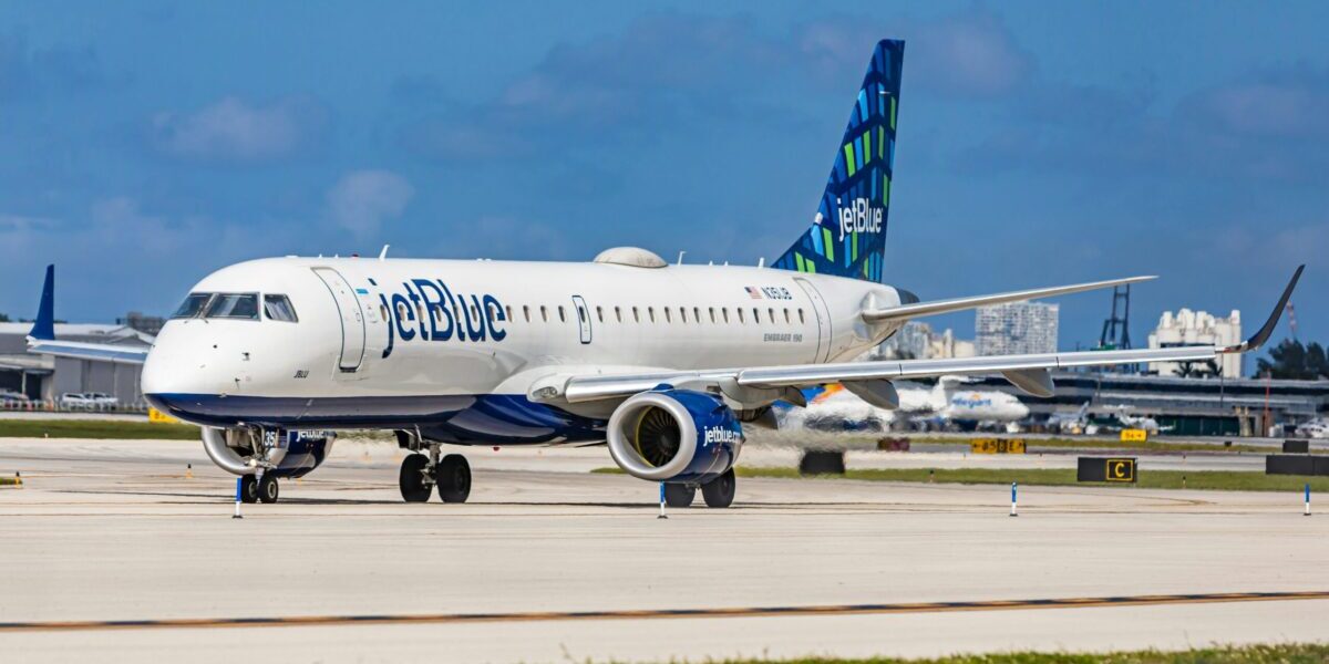 JetBlue airplane