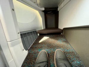 footwell Hawaiian Airlines first class