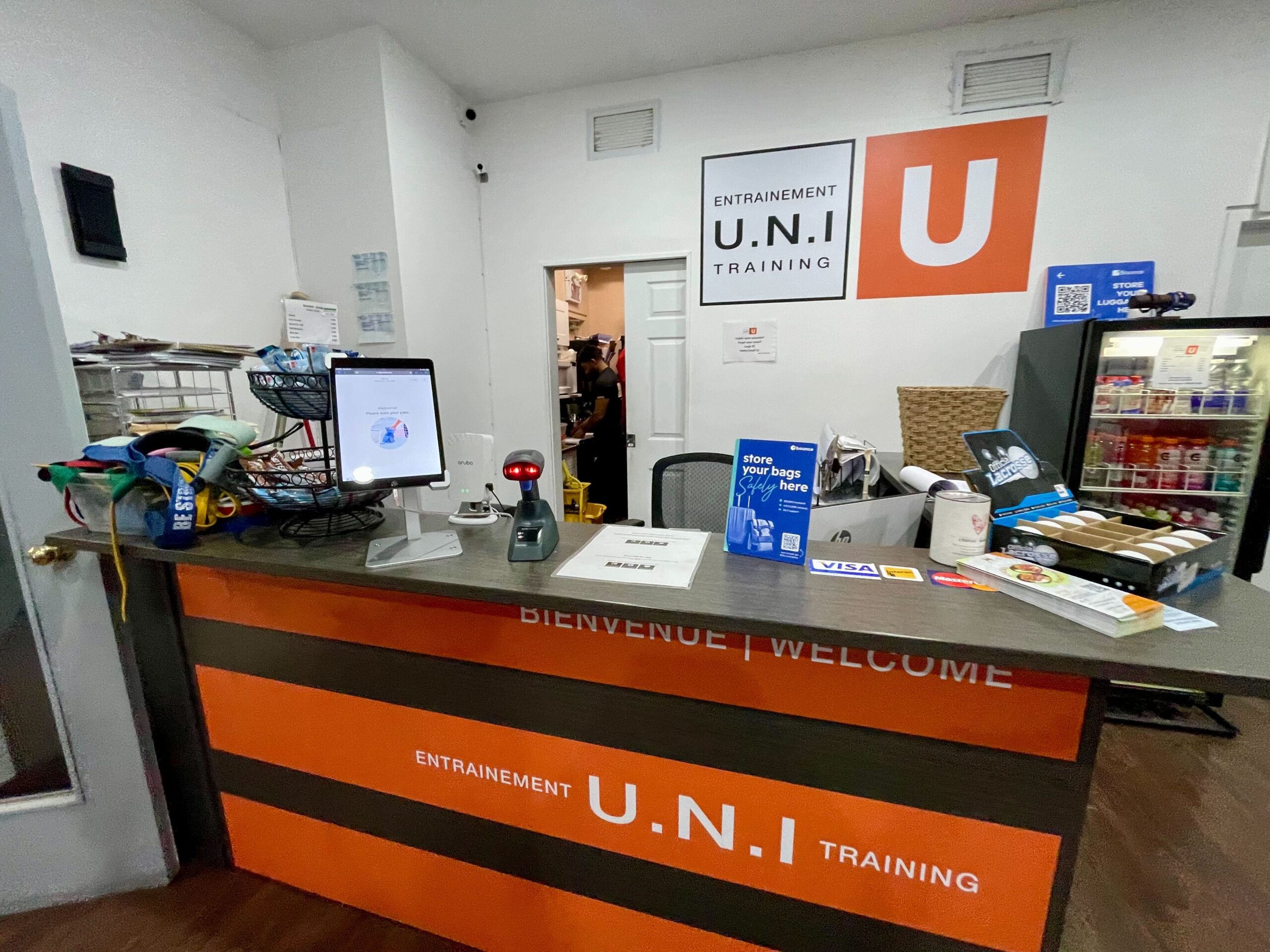 Bounce luggage storage in Montreal