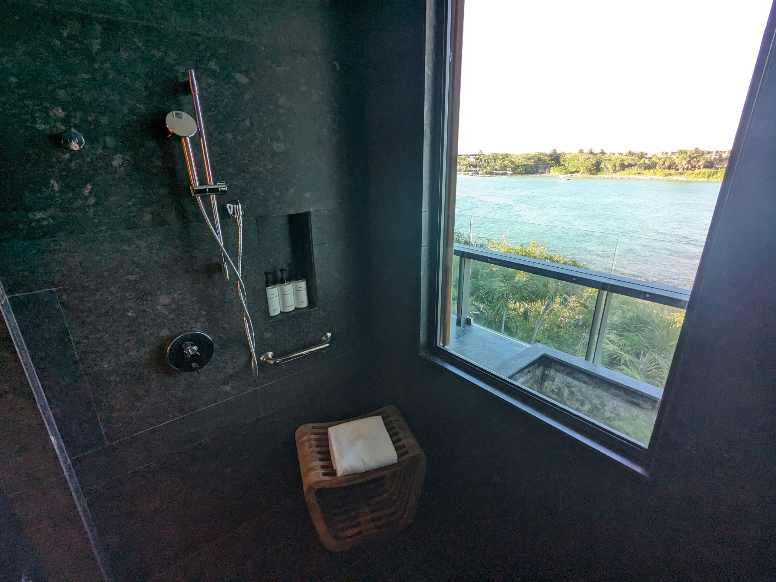 Conrad Tulum shower