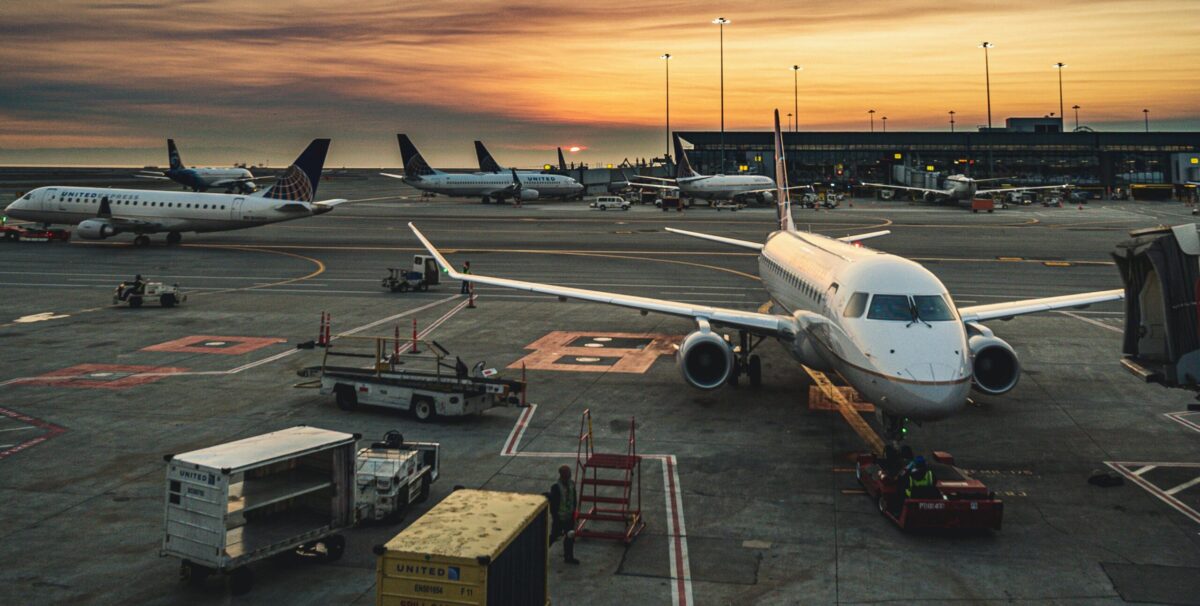 planes at airport