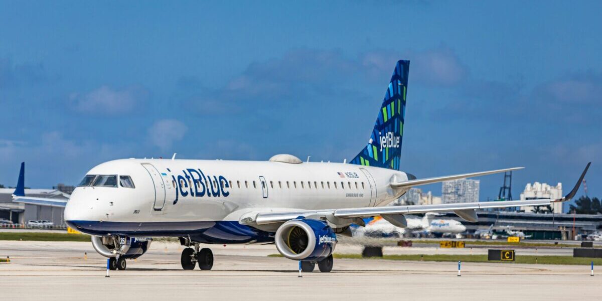 JetBlue airplane