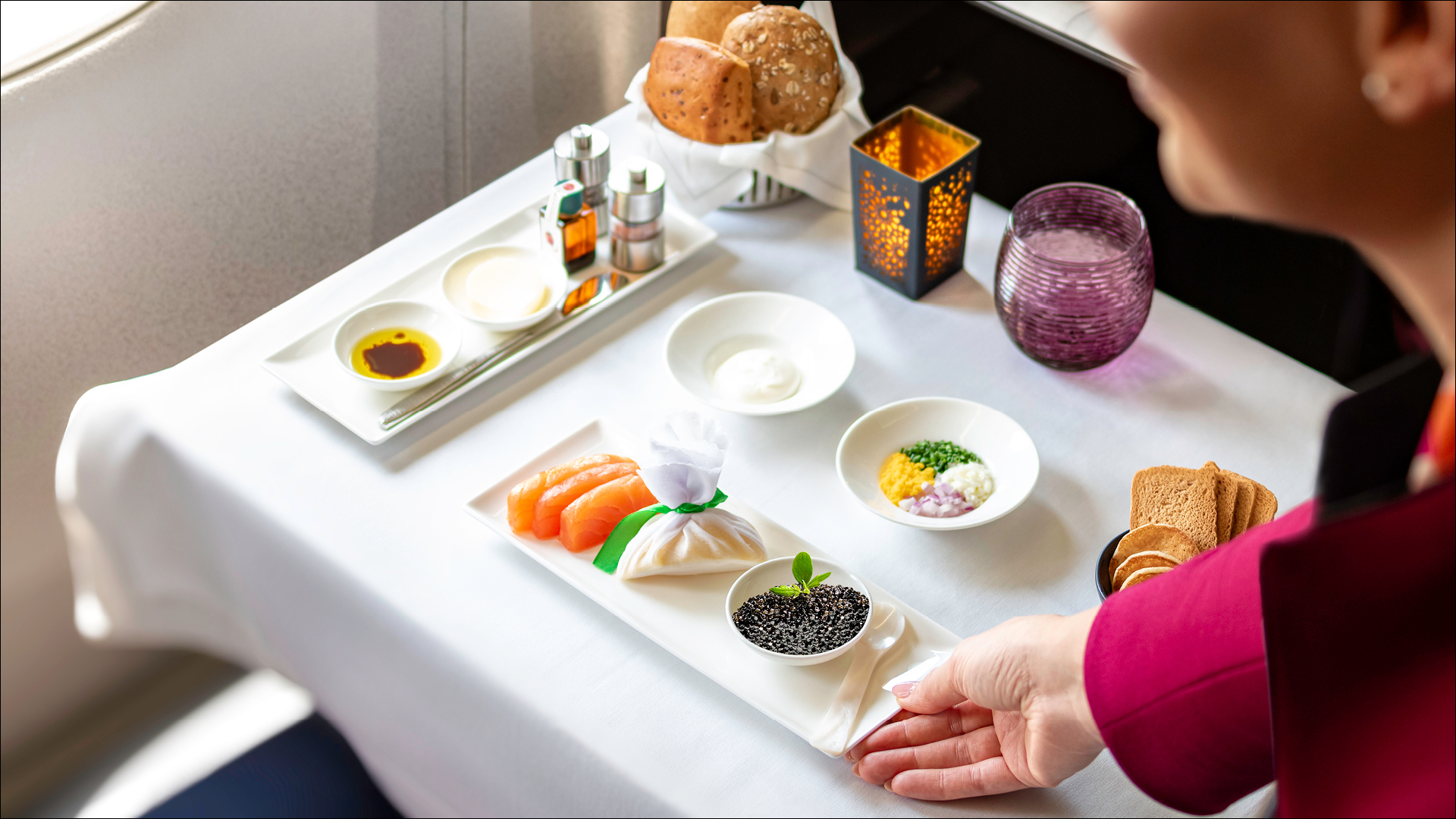 Caviar service on Qatar Airways