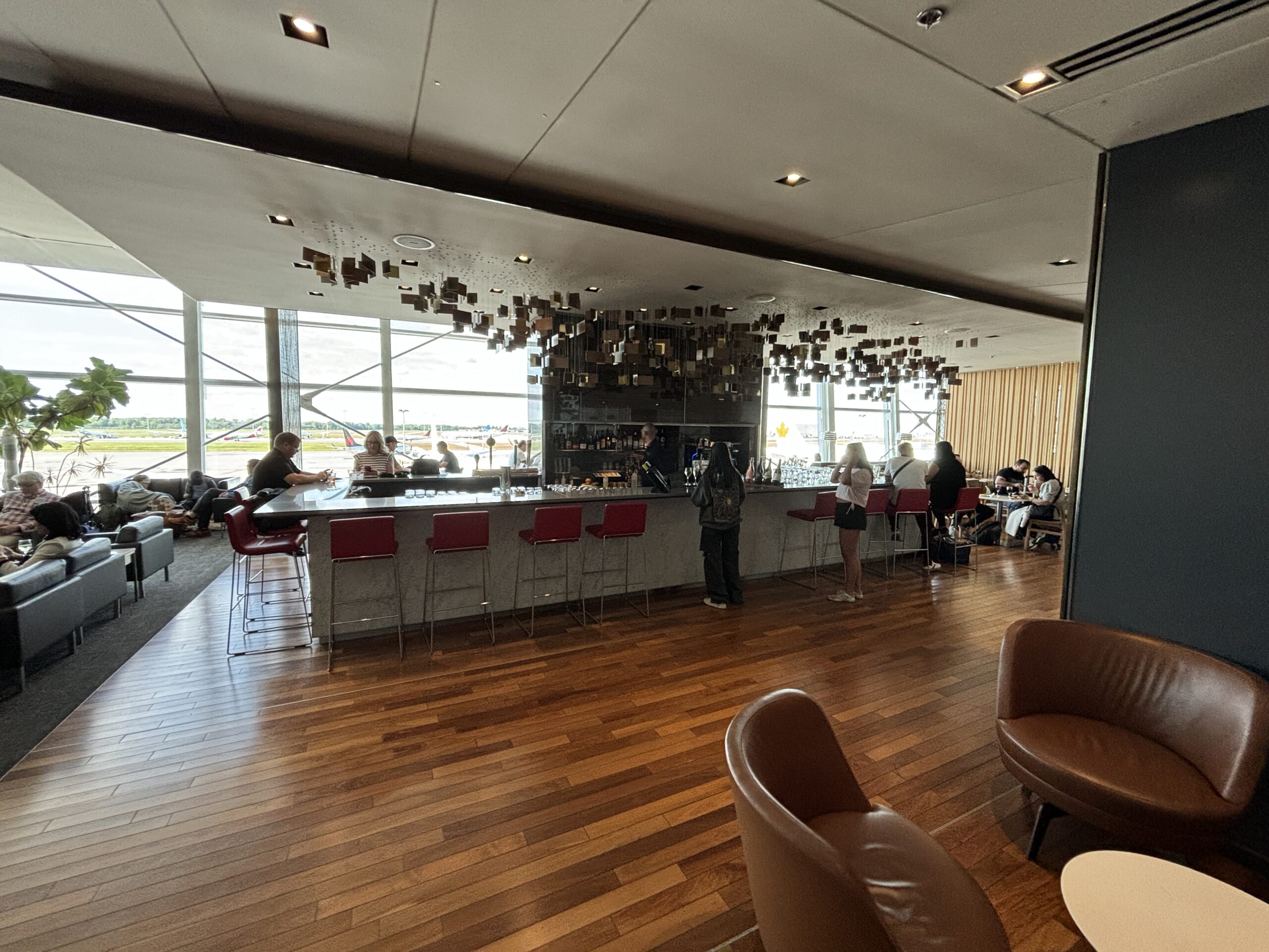 Maple Leaf Lounge Montreal