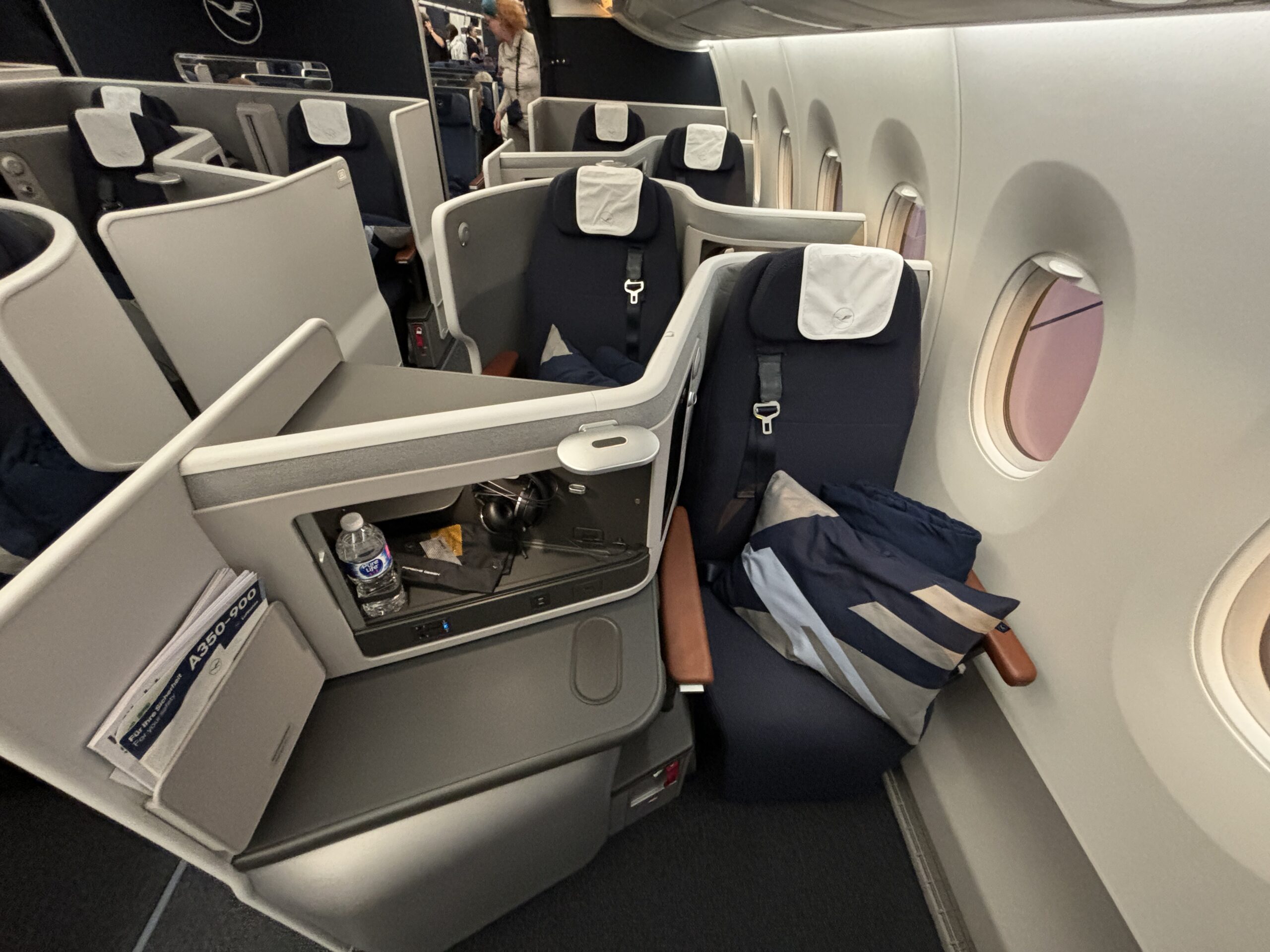 Lufthansa Allegris Business Class Seat