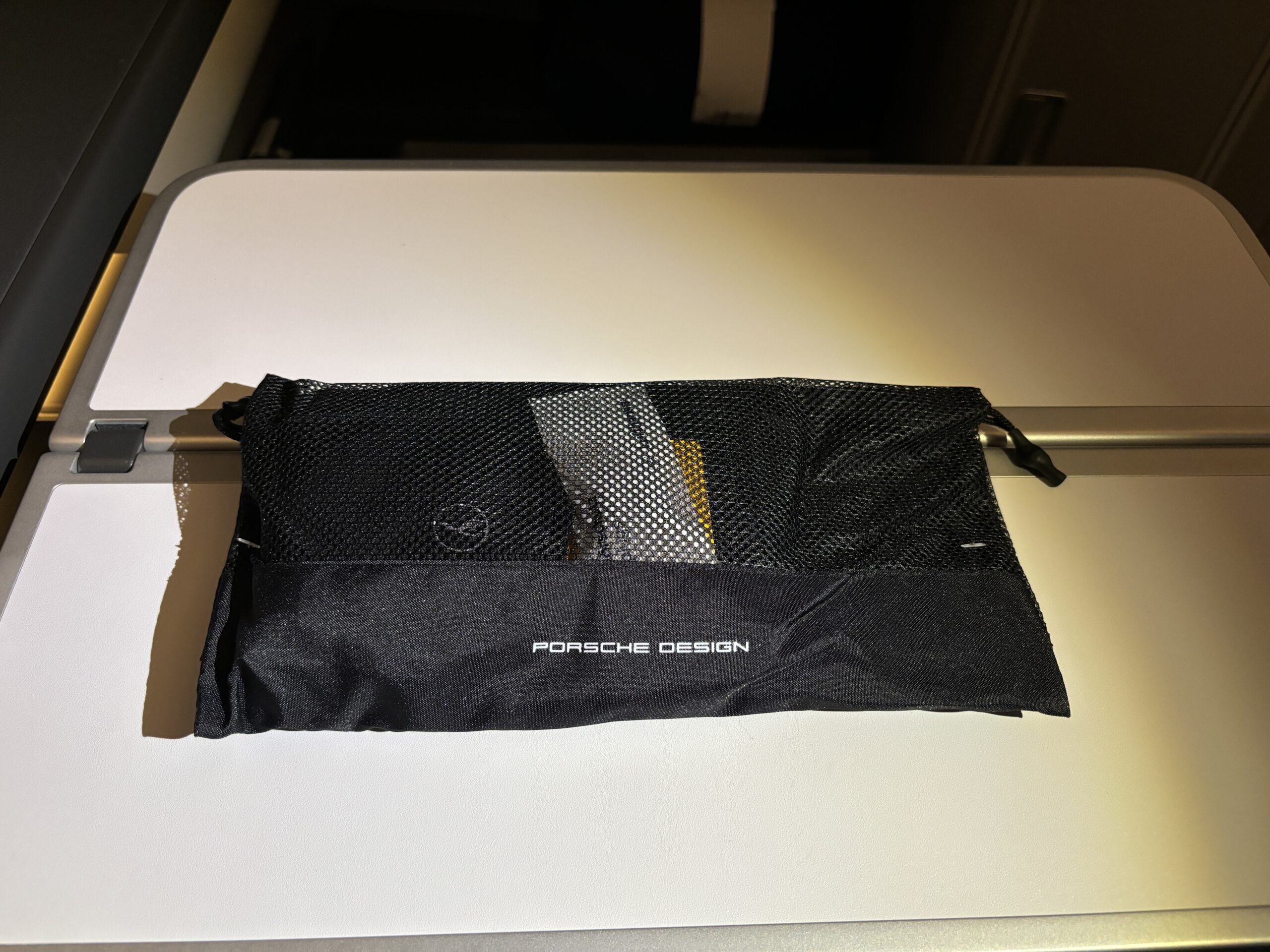 Lufthansa Allegris Business Amenities 