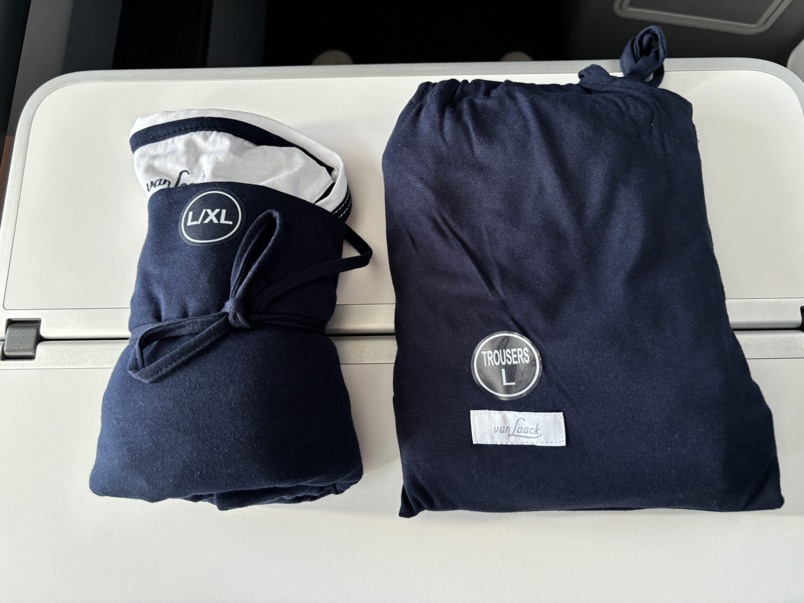 Lufthansa Allegris Business Amenities 