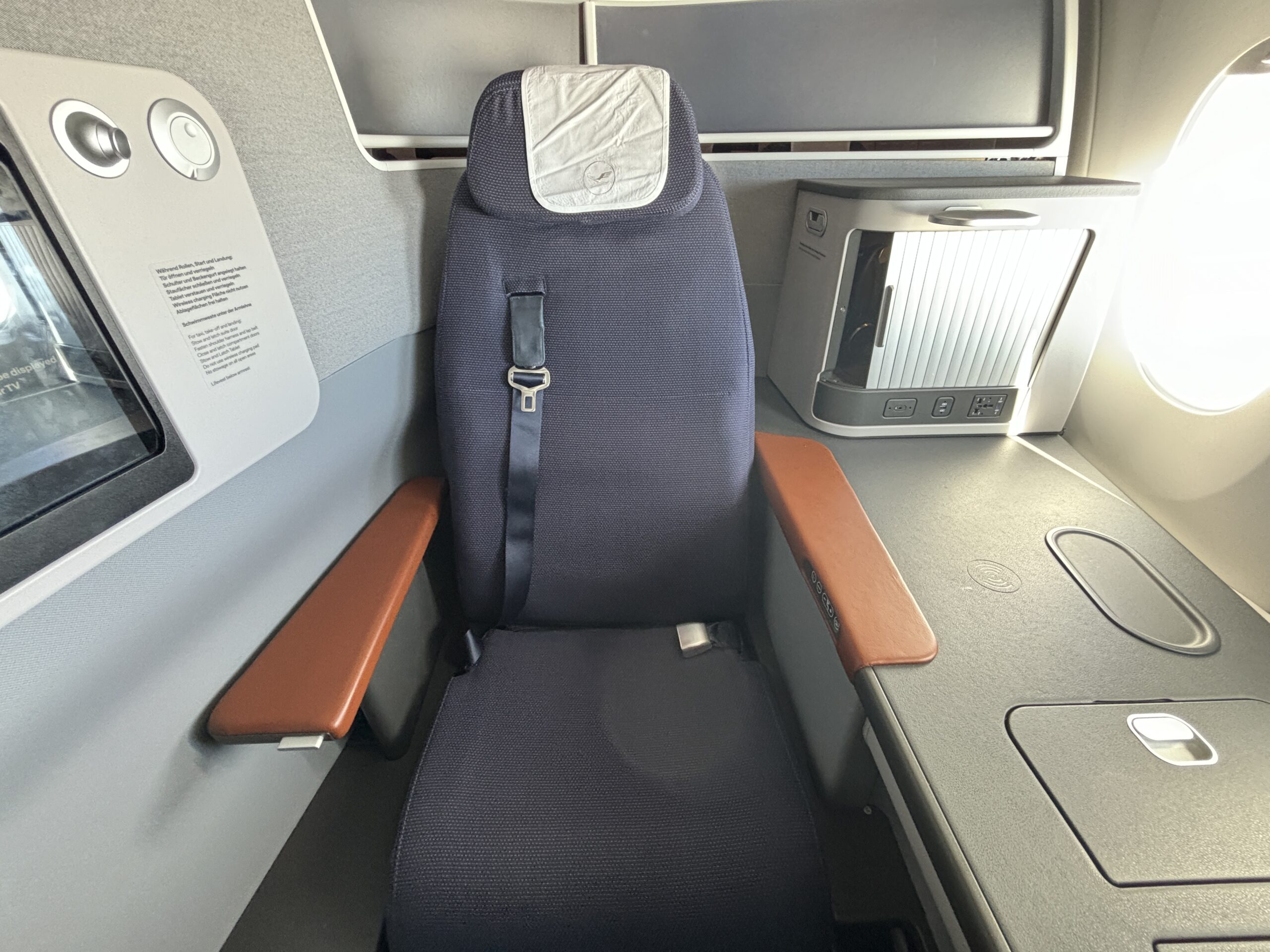 Lufthansa Allegris Business Class Suite