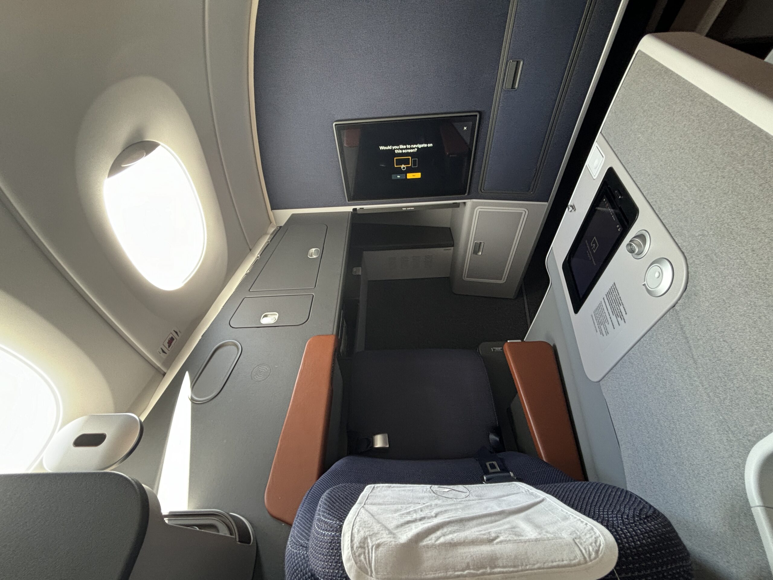 Lufthansa Allegris Business Class Suite