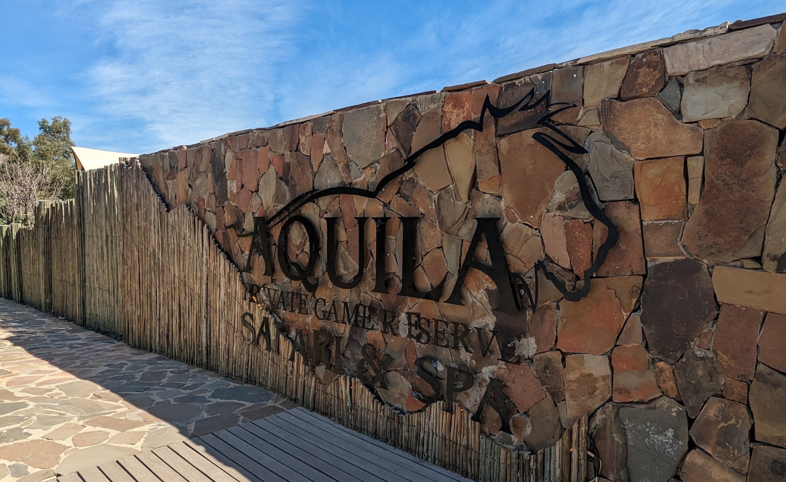 Aquila Private Gave Reserve Sign